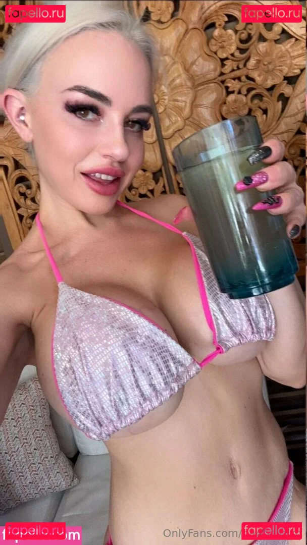 badbellaxo Onlyfans Photo Gallery 