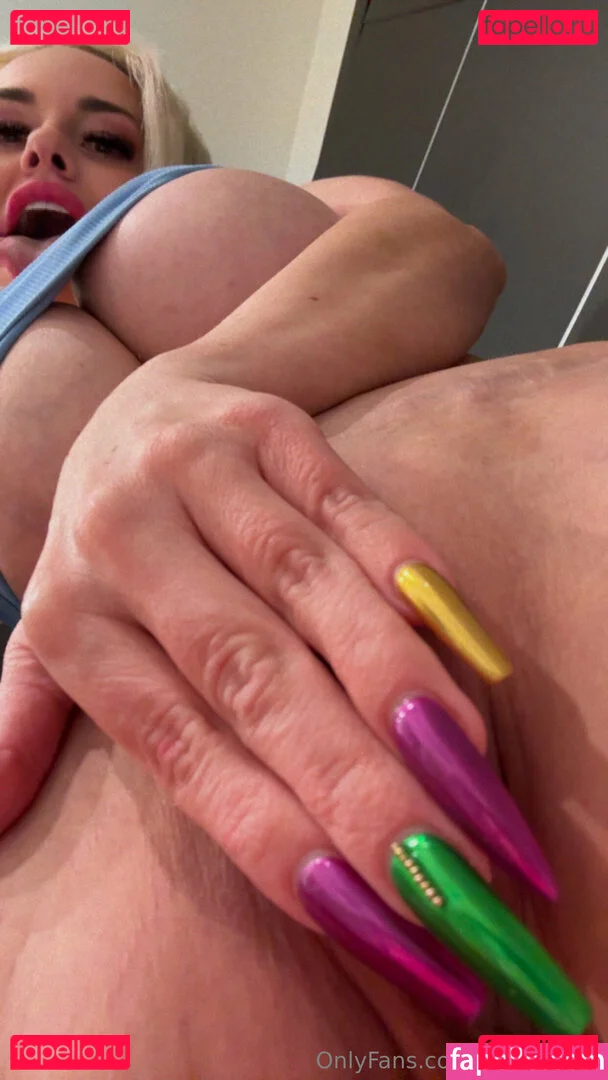 badbellaxo Onlyfans Photo Gallery 