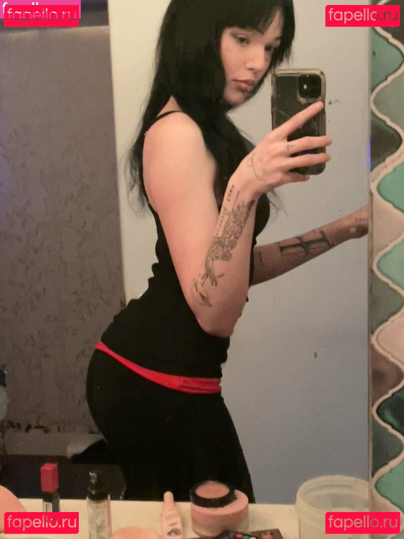 awnumm / awwtumn Onlyfans Photo Gallery 