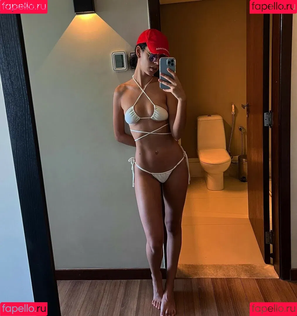 Marina Sena Onlyfans Photo Gallery 
