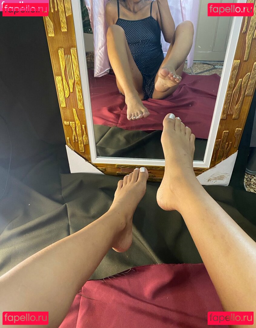 Hellen Karoline / HellenKaroline511 / hellen5110 / hellen5113 Onlyfans Photo Gallery 