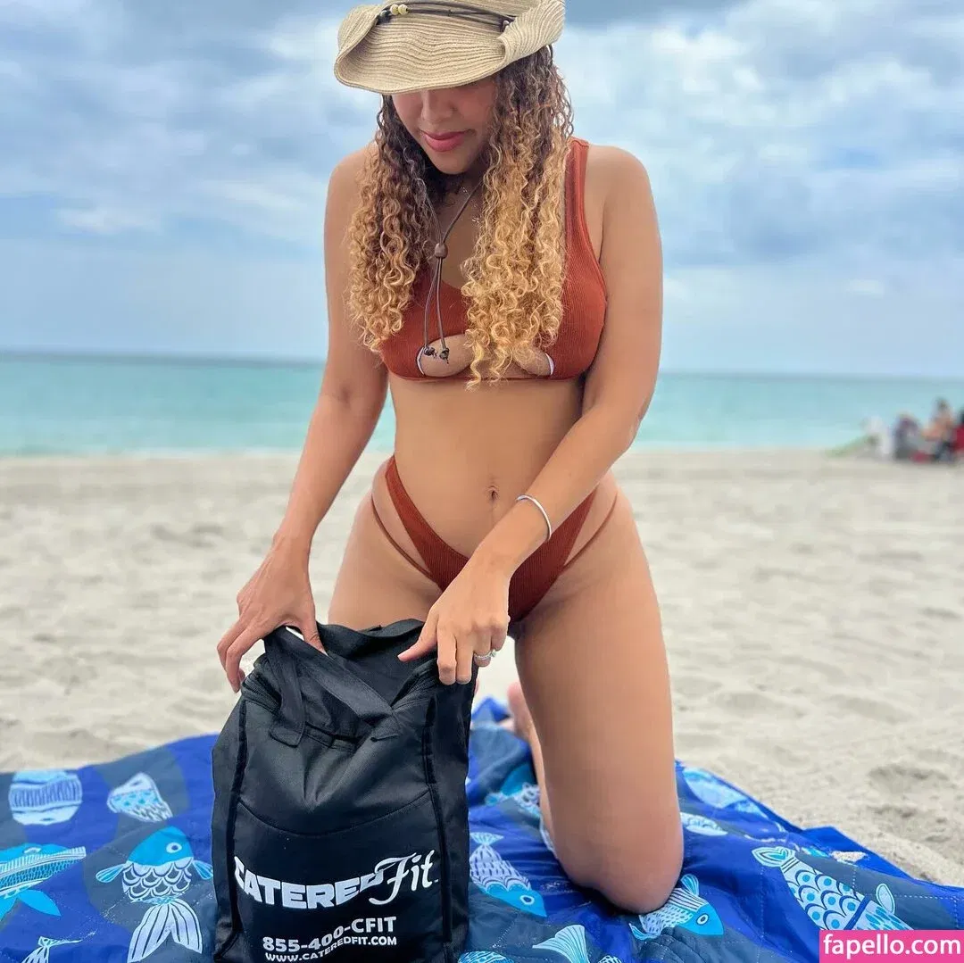Aisha Thalia Onlyfans Photo Gallery 