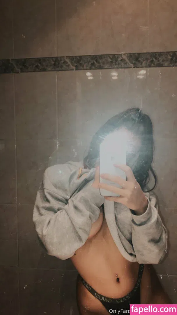 umi_isabella Onlyfans Photo Gallery 