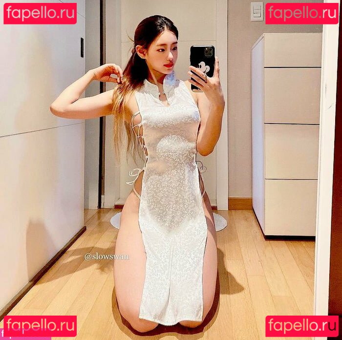 slowswan Onlyfans Photo Gallery 