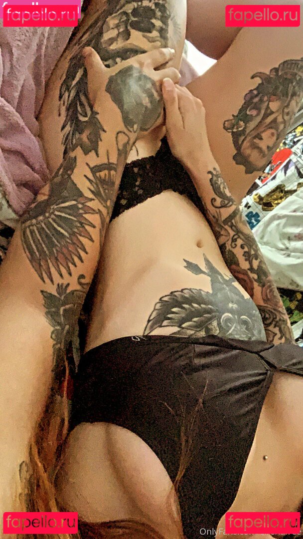 sireenter / sirenafree Onlyfans Photo Gallery 