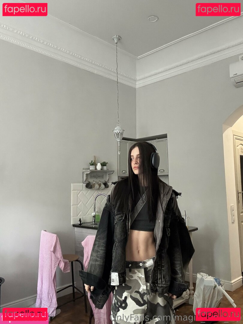 magic_luna_vip / magic_lunalu Onlyfans Photo Gallery 