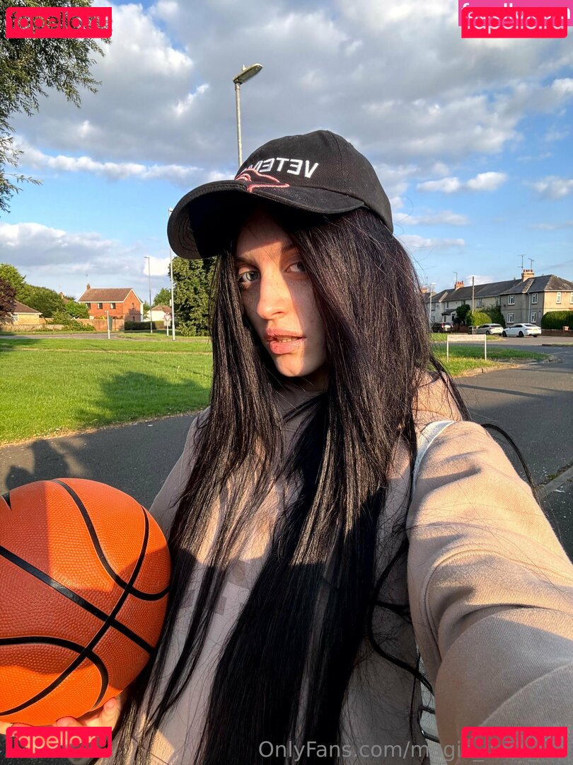 magic_luna_vip / magic_lunalu Onlyfans Photo Gallery 