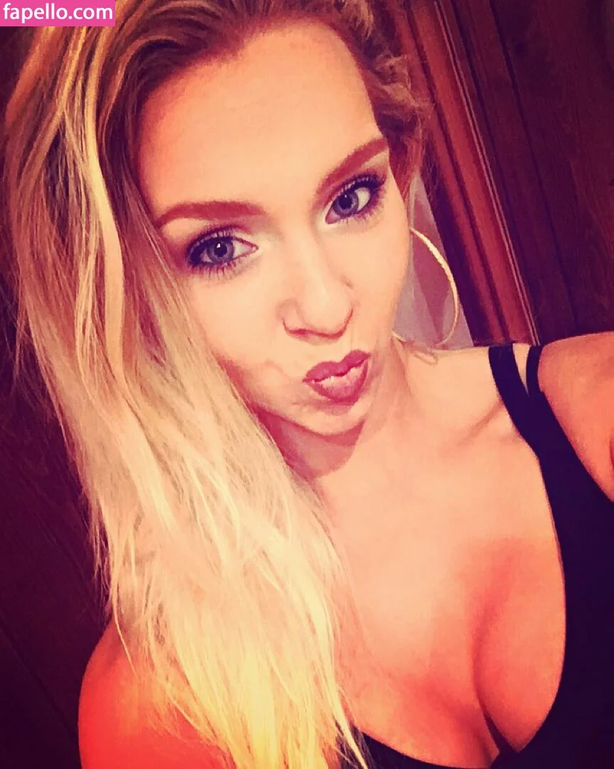 meganmcintosh5 Onlyfans Photo Gallery 