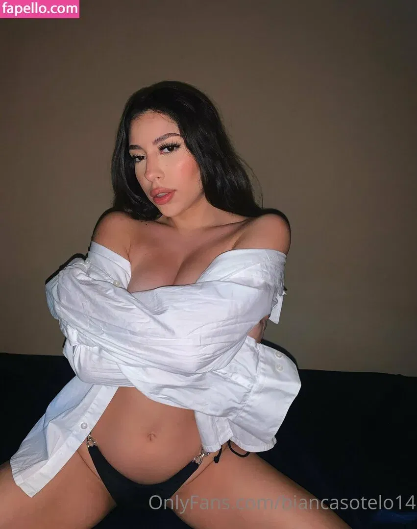 Bianca Sotelo Onlyfans Photo Gallery 