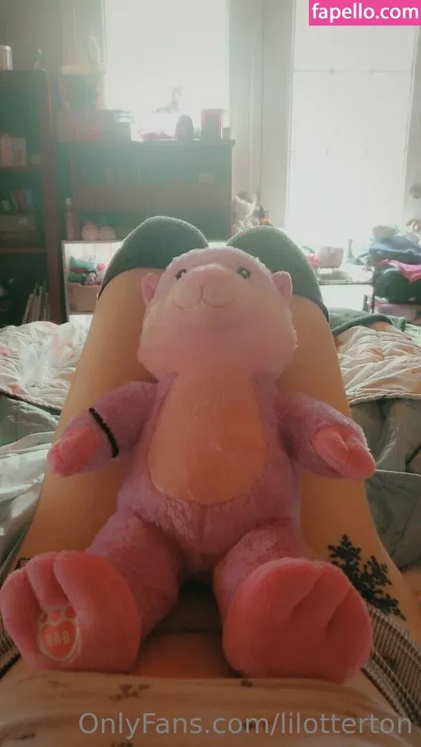 lilotterton Onlyfans Photo Gallery 