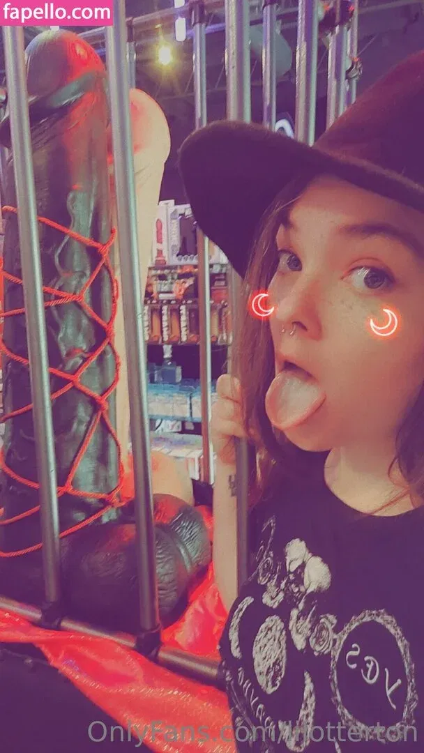 lilotterton Onlyfans Photo Gallery 