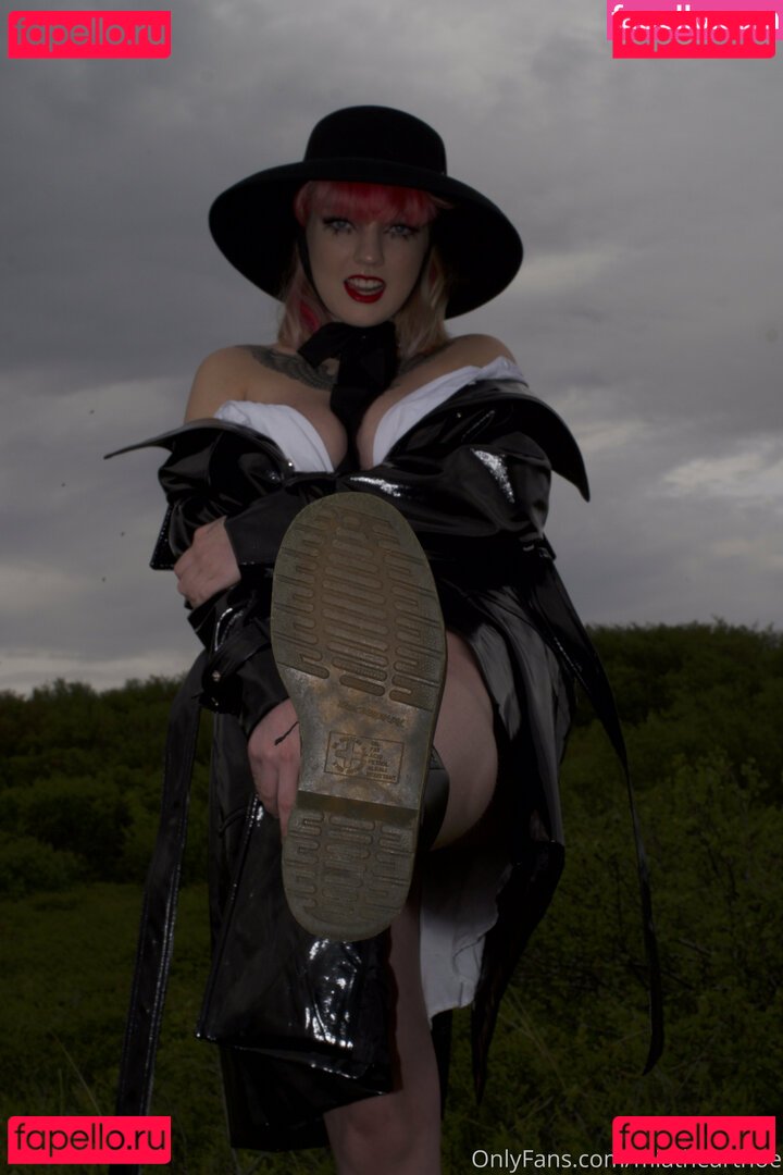 arthoe / miathearthoe Onlyfans Photo Gallery 