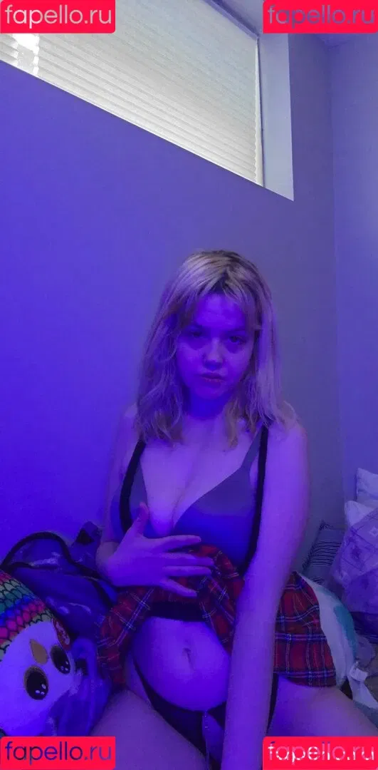 Goddess_Alix Onlyfans Photo Gallery 