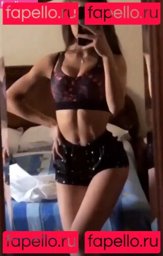 Giulia Corrado / Italian / giuliacorrado__