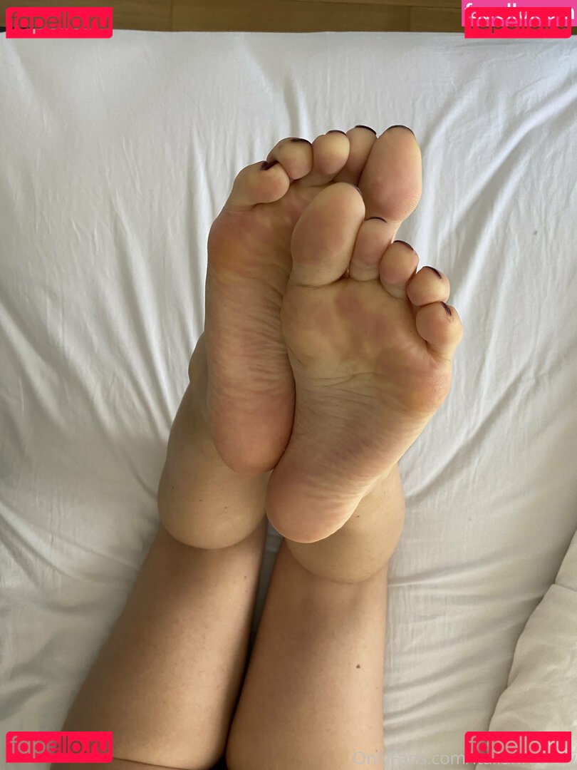 italianfeetluv / italylovers_1962