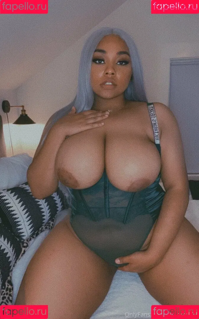 Iris_black21 Onlyfans Photo Gallery 