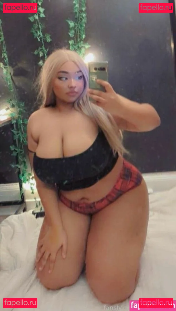 Iris_black21 Onlyfans Photo Gallery 