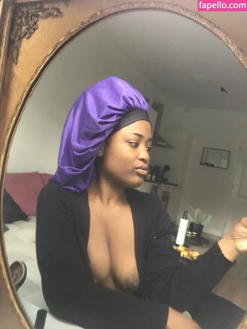 melli.baby Onlyfans Photo Gallery 