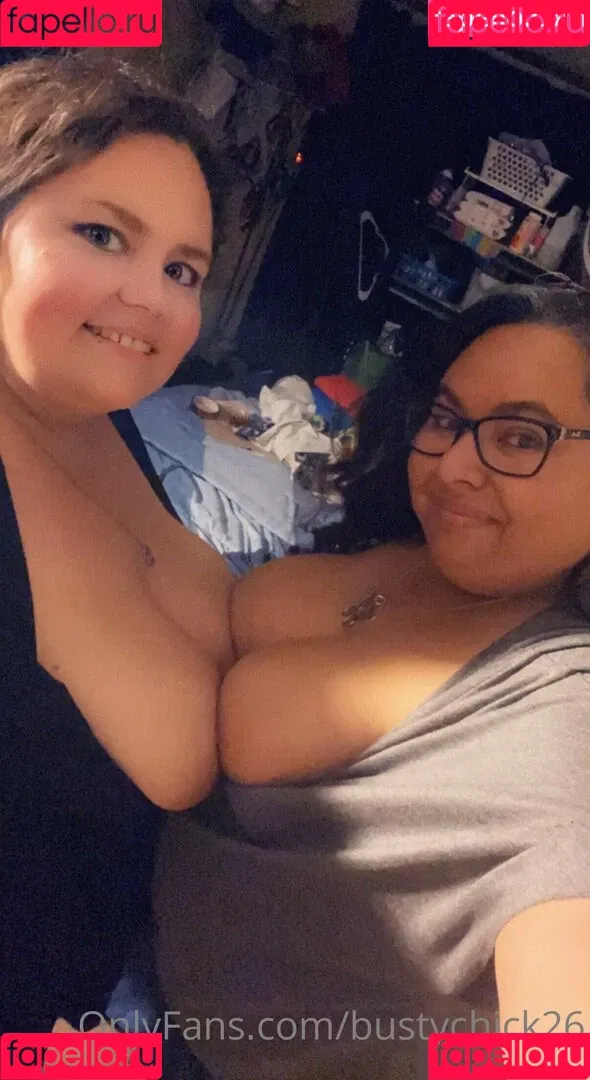 bustychick26 Onlyfans Photo Gallery 