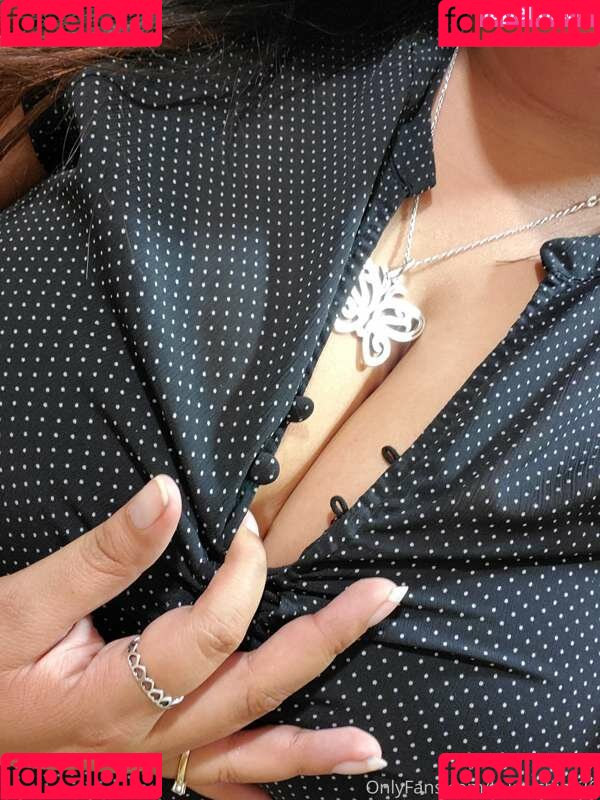 bustychick26 Onlyfans Photo Gallery 