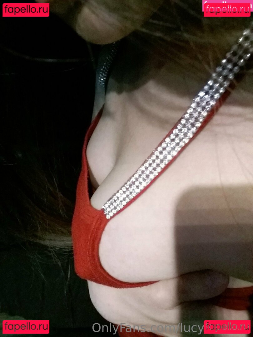 lucy19940208 / lucy830208 / 王小雅 Onlyfans Photo Gallery 