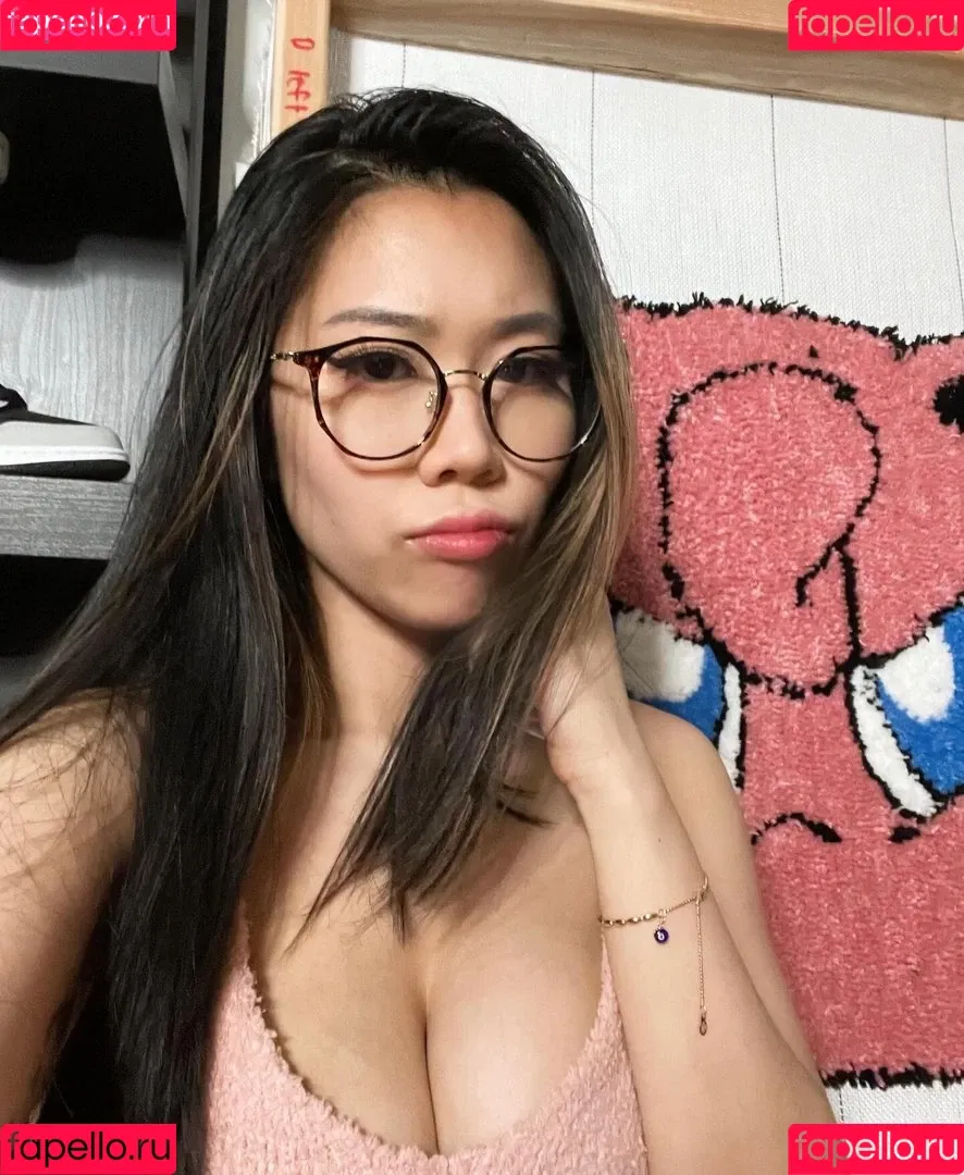 Awkie Onlyfans Photo Gallery 