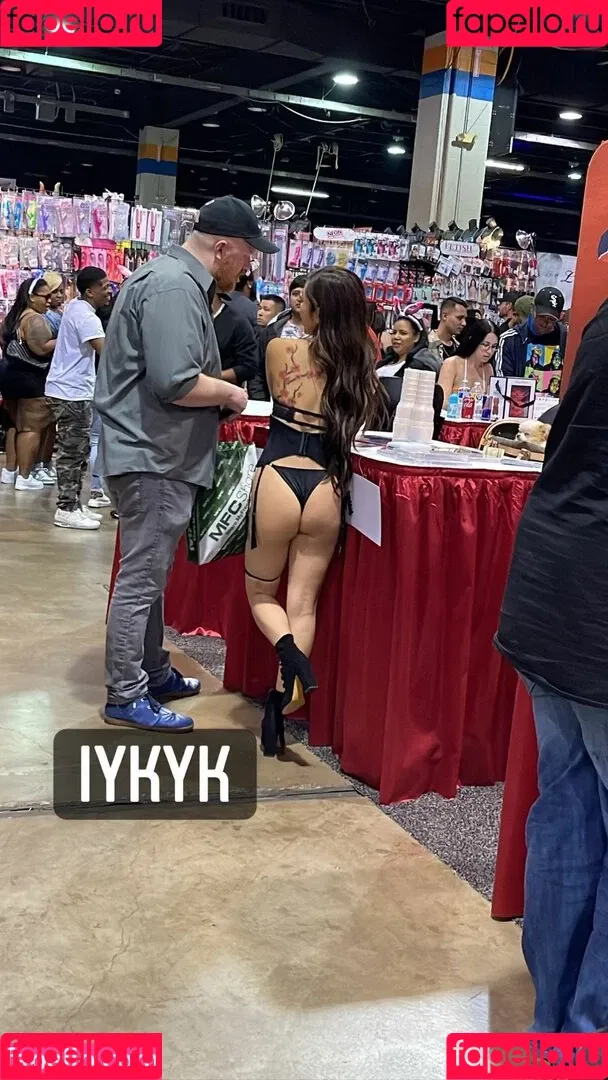 Awkie Onlyfans Photo Gallery 