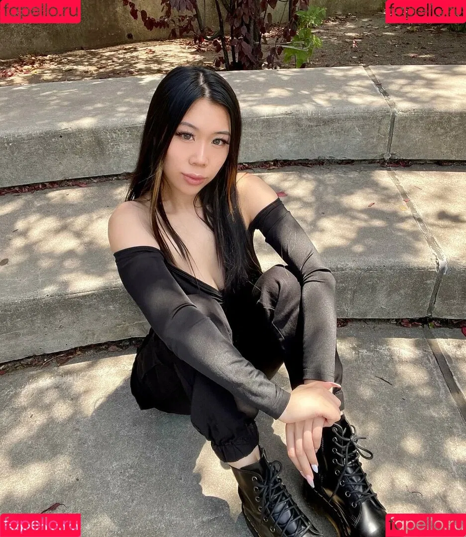 Awkie Onlyfans Photo Gallery 