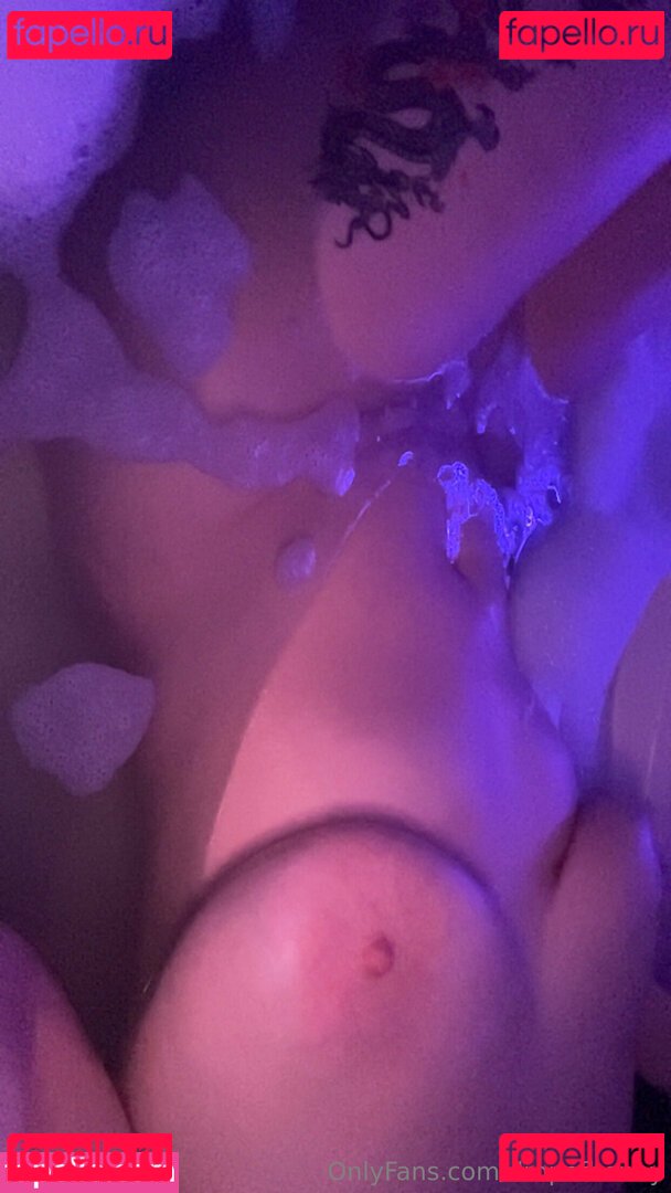 dropofhoney / dropofhoneyy