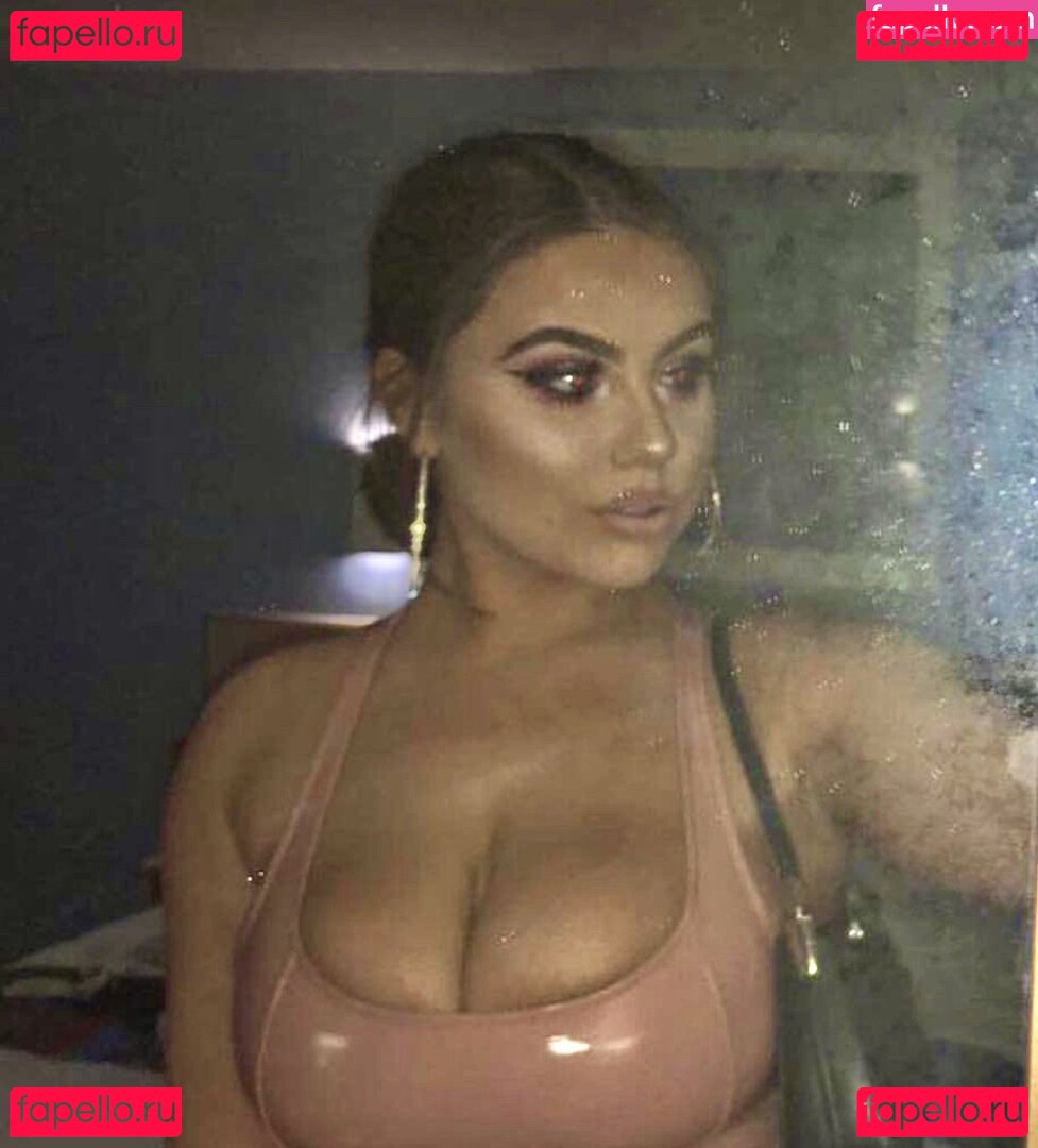 Emma Willis / emilywillisxxx / emmahemingwillis / emmawillis13 Onlyfans Photo Gallery 