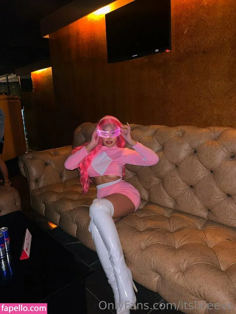 itslxieeve Onlyfans Photo Gallery 