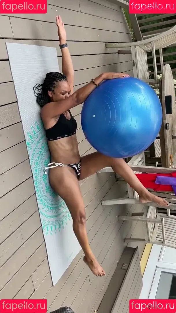 Lukwesa Burak Onlyfans Photo Gallery 