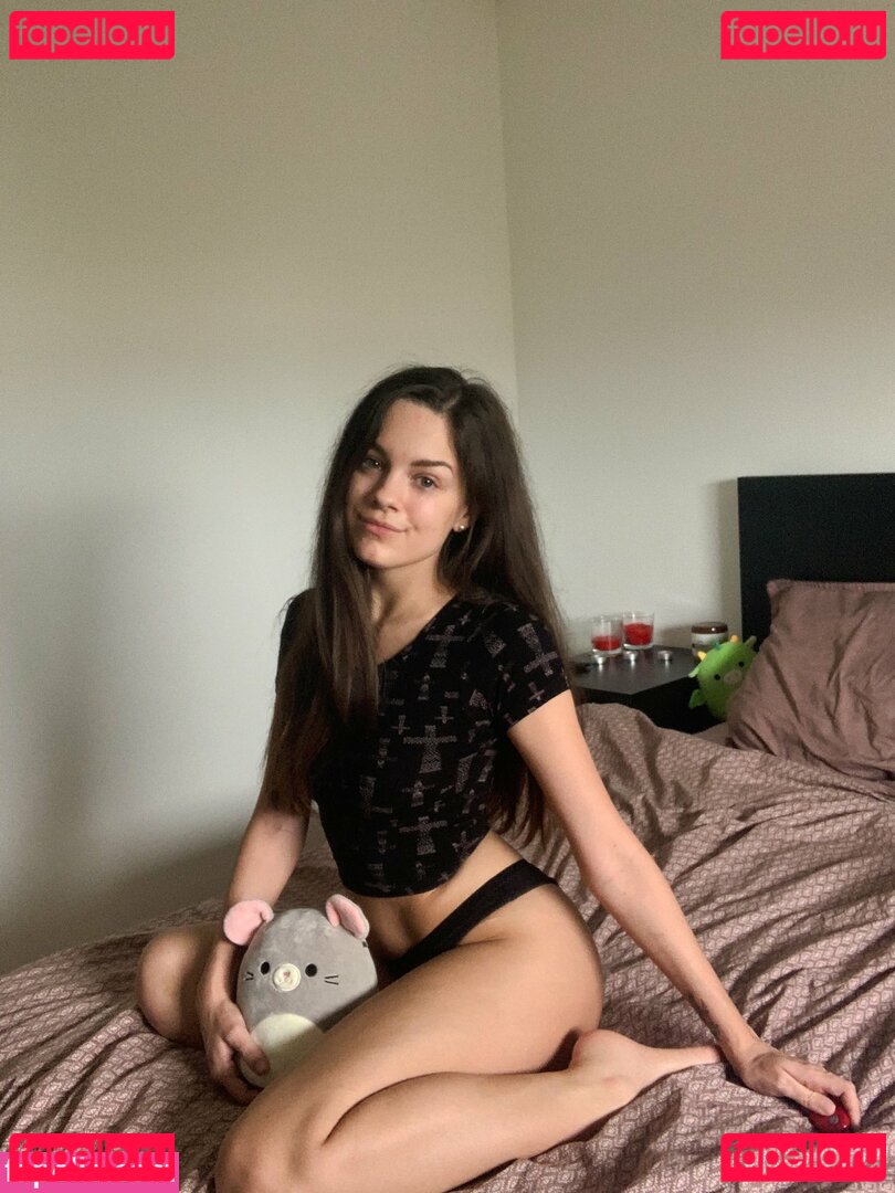 Ninetta / ninettaofficial Onlyfans Photo Gallery 