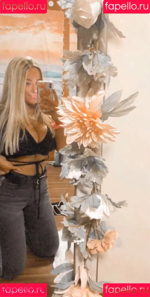 Tatiana Gianacopoulos Onlyfans Photo Gallery 
