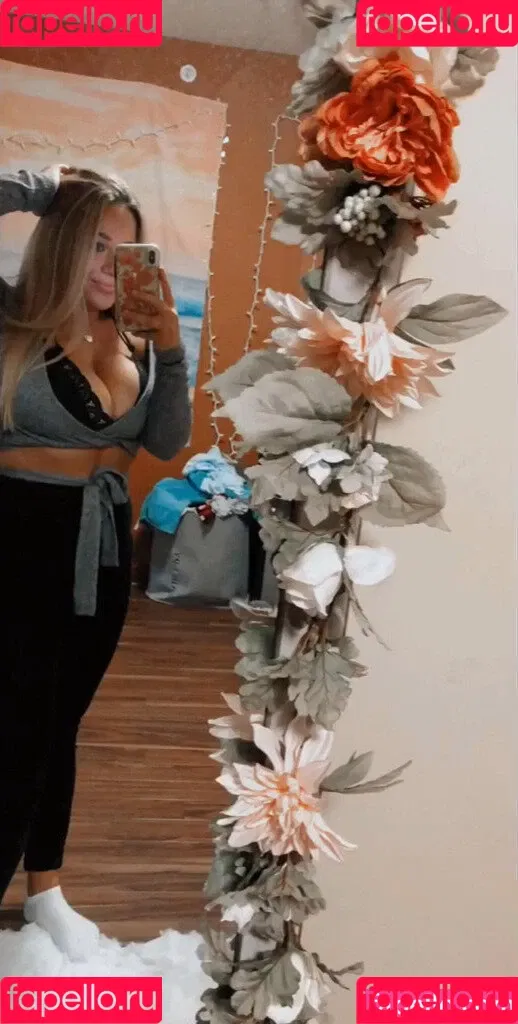 Tatiana Gianacopoulos Onlyfans Photo Gallery 