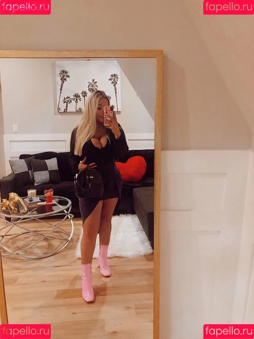 Tatiana Gianacopoulos Onlyfans Photo Gallery 