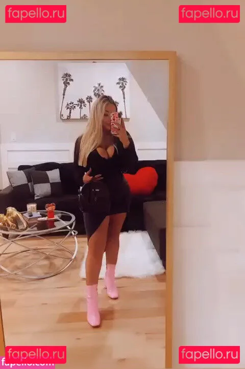 Tatiana Gianacopoulos Onlyfans Photo Gallery 