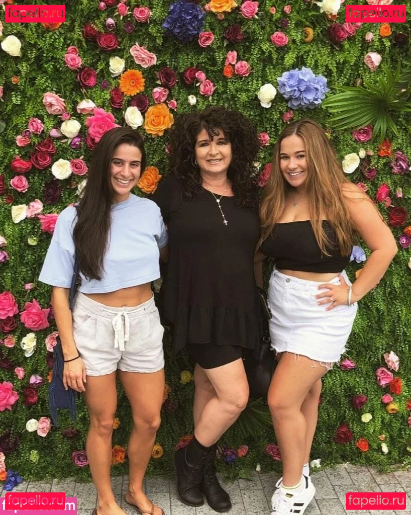 Tatiana Gianacopoulos Onlyfans Photo Gallery 