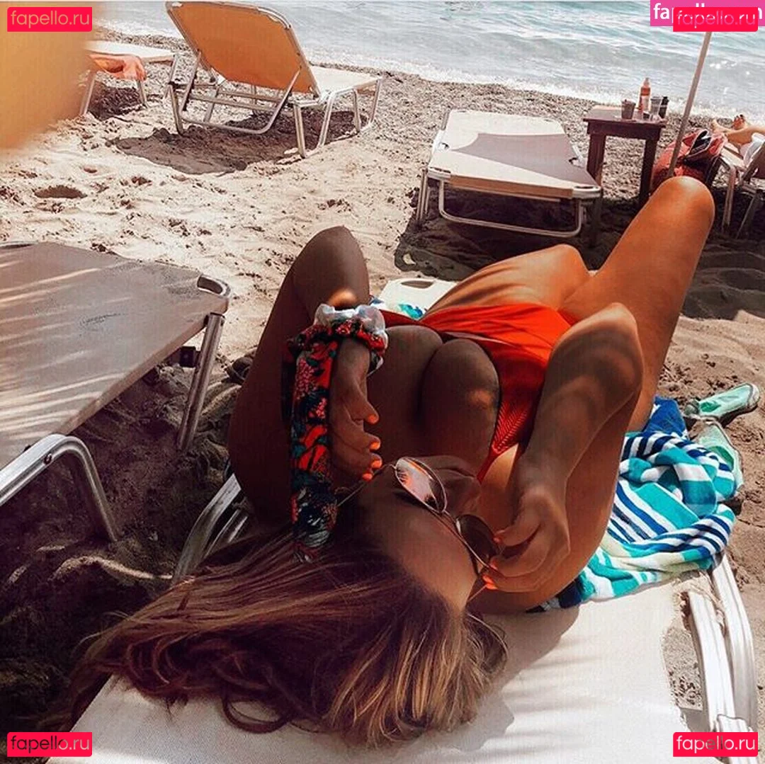 Tatiana Gianacopoulos Onlyfans Photo Gallery 