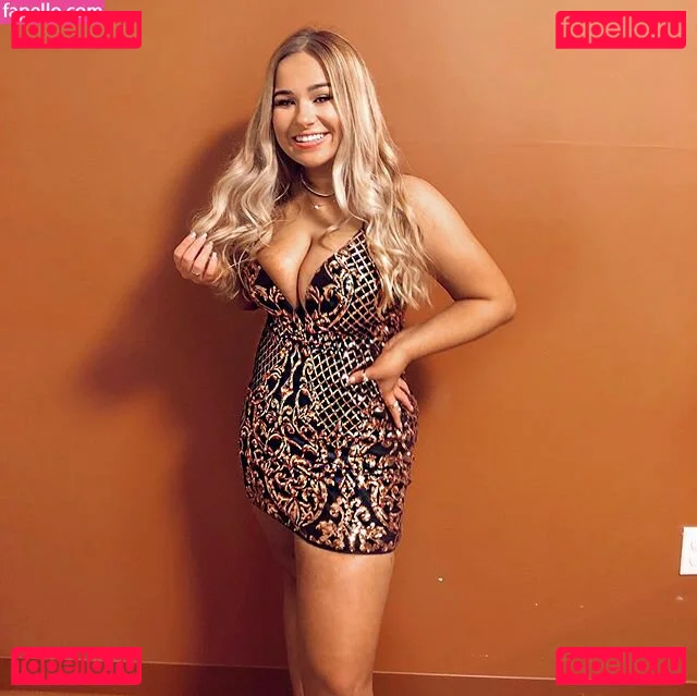 Tatiana Gianacopoulos Onlyfans Photo Gallery 