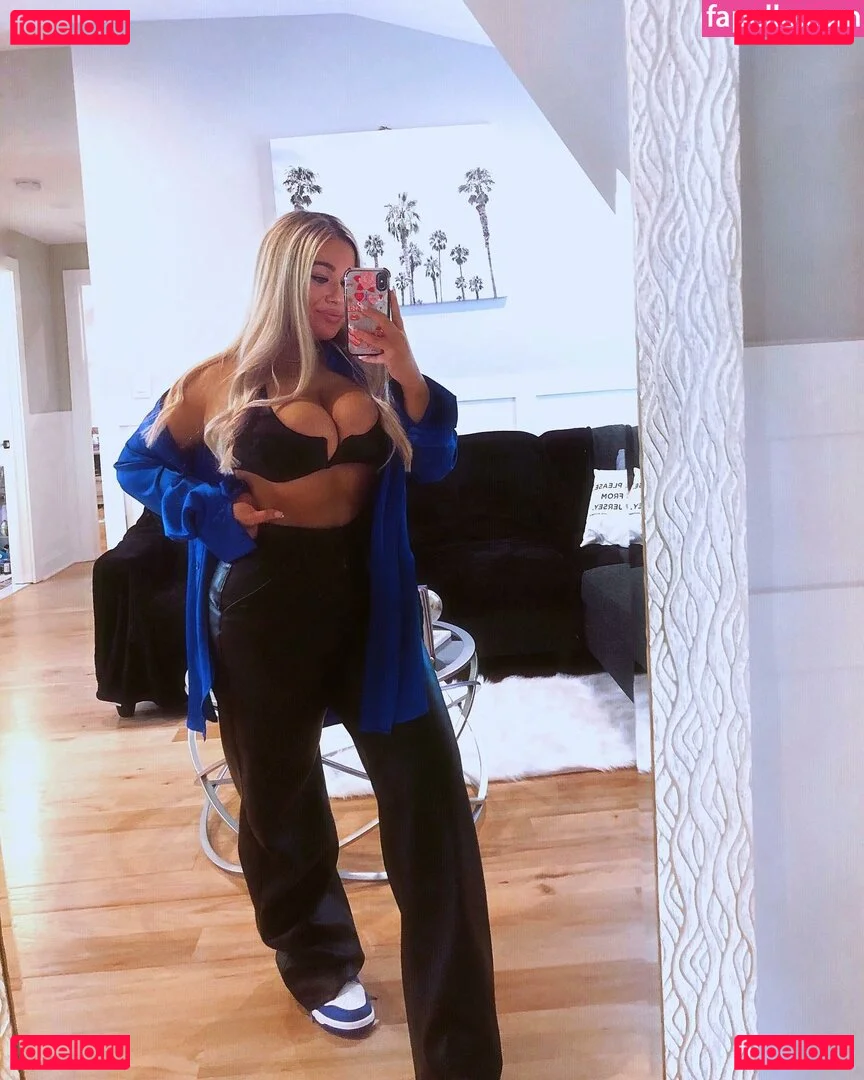 Tatiana Gianacopoulos Onlyfans Photo Gallery 