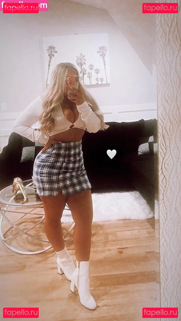 Tatiana Gianacopoulos Onlyfans Photo Gallery 