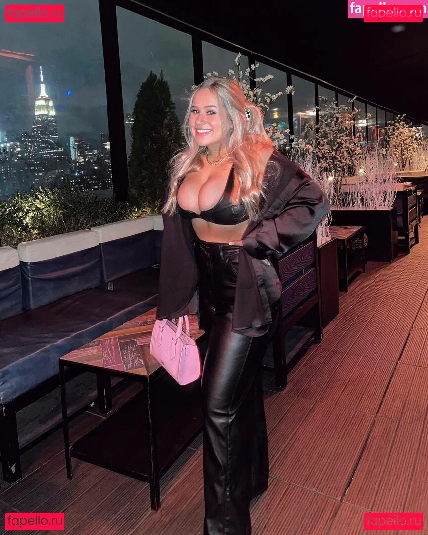 Tatiana Gianacopoulos Onlyfans Photo Gallery 