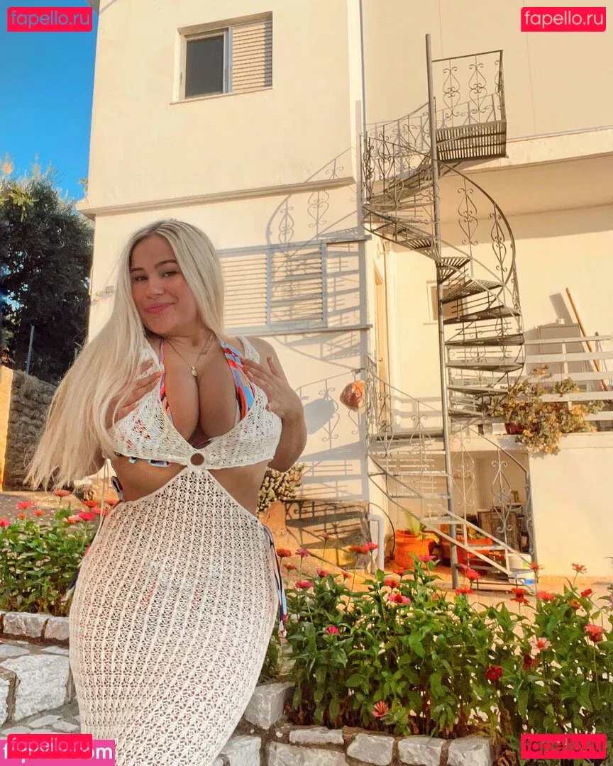 Tatiana Gianacopoulos Onlyfans Photo Gallery 