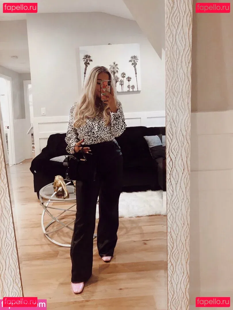 Tatiana Gianacopoulos Onlyfans Photo Gallery 