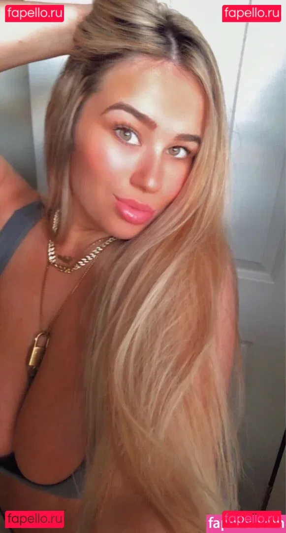 Tatiana Gianacopoulos Onlyfans Photo Gallery 