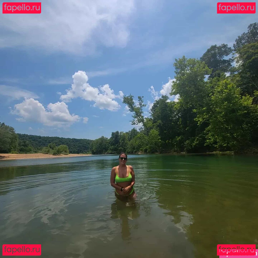 emgaudy33 / emgaudyy Onlyfans Photo Gallery 