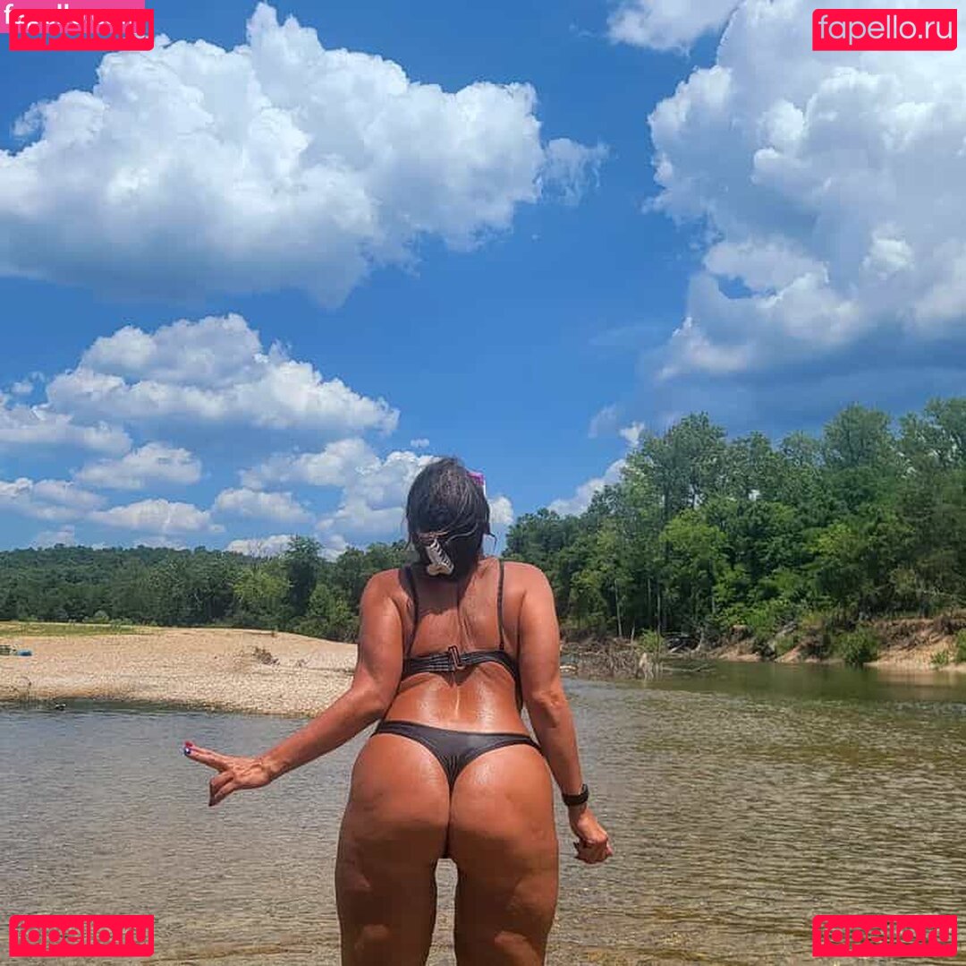 emgaudy33 / emgaudyy Onlyfans Photo Gallery 