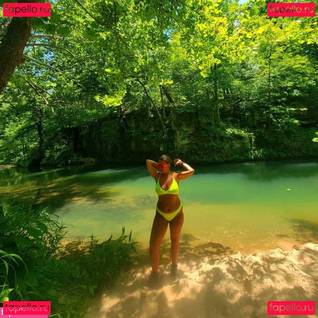 emgaudy33 / emgaudyy Onlyfans Photo Gallery 