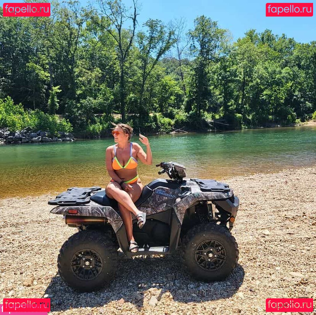 emgaudy33 / emgaudyy Onlyfans Photo Gallery 